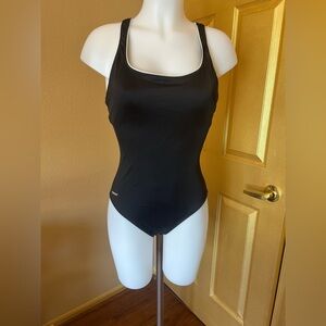 Speedo Classic Black One-Piece Swimsuit with Scoop Neck